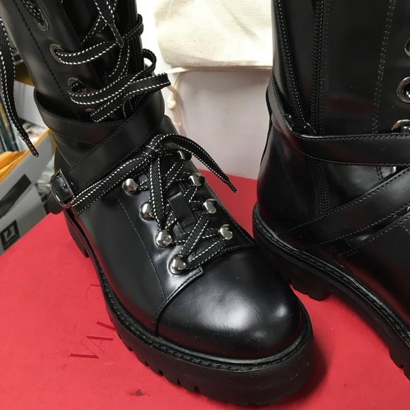 Valentino Combat Moto  Boots Black Silver Studs sz 37/7 US Excellent  w/box - Picture 12 of 16